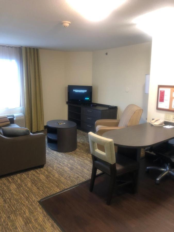 Candlewood Suites Owasso By Ihg Exterior foto